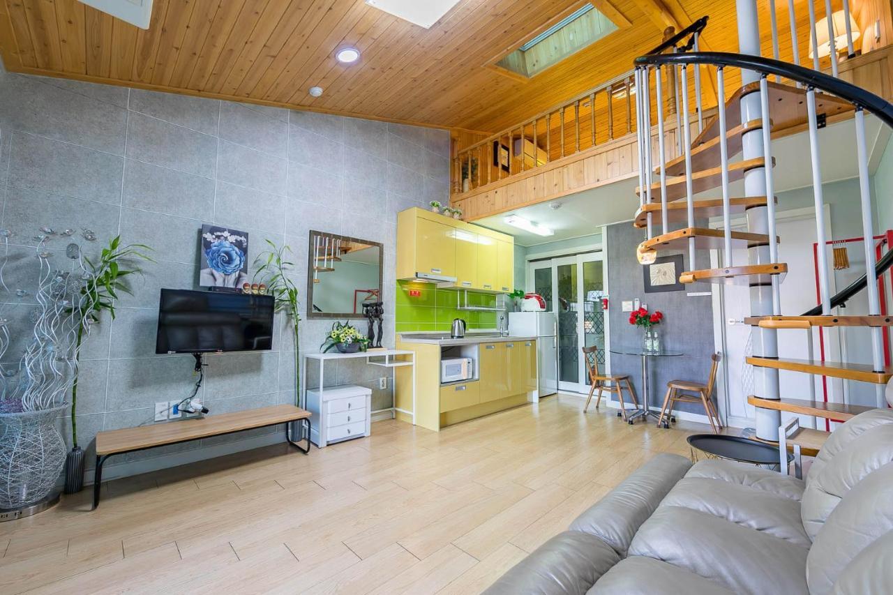 Four Seasons Pension Suncheon Exterior photo