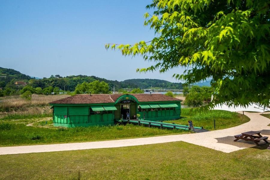 Four Seasons Pension Suncheon Exterior photo