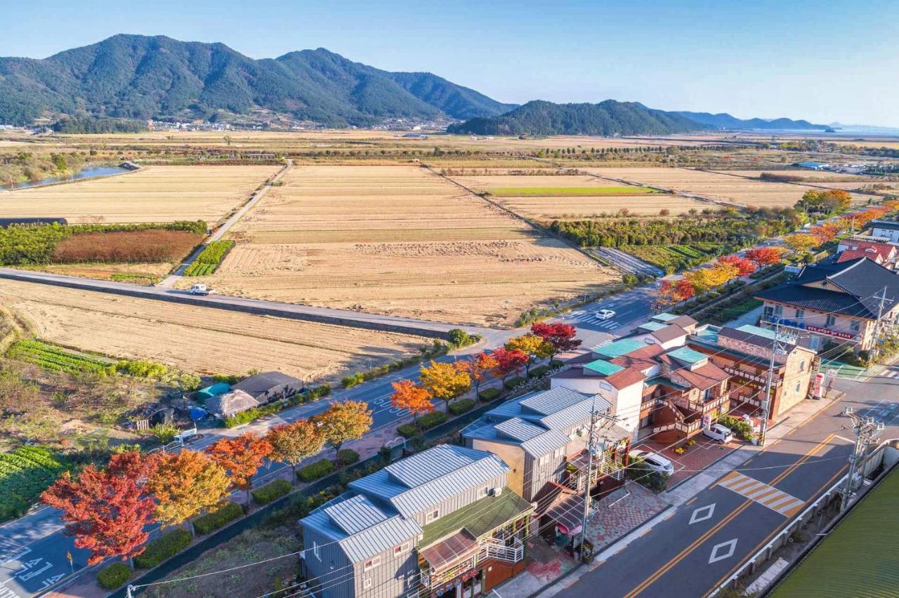 Four Seasons Pension Suncheon Exterior photo